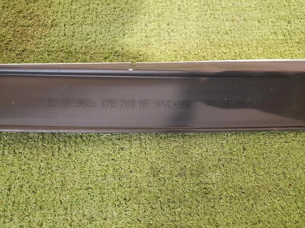 Pedana Battitacco Paraurti ANT 96BB17B769 Ford Mondeo II 1997