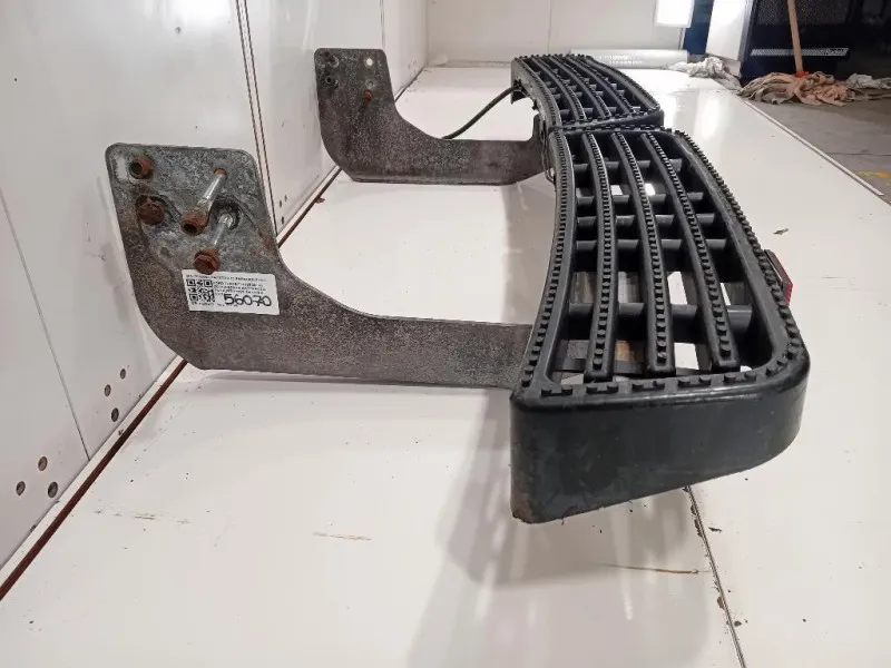 Pedana Battitacco Paraurti POST PEDANA BATTITACCO PARAURTI POST Ford Transit Custom I 2013