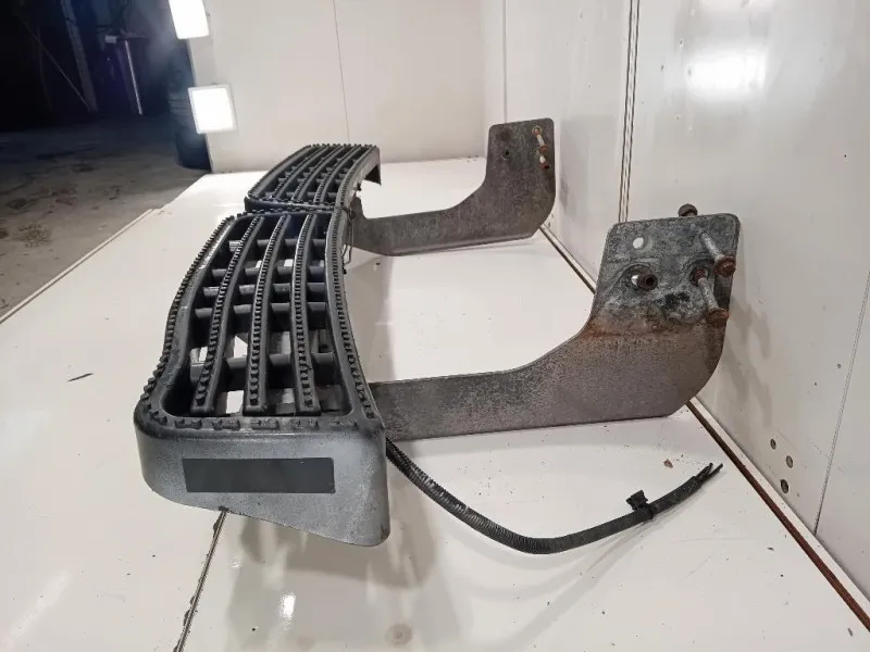 Pedana Battitacco Paraurti POST PEDANA BATTITACCO PARAURTI POST Ford Transit Custom I 2013