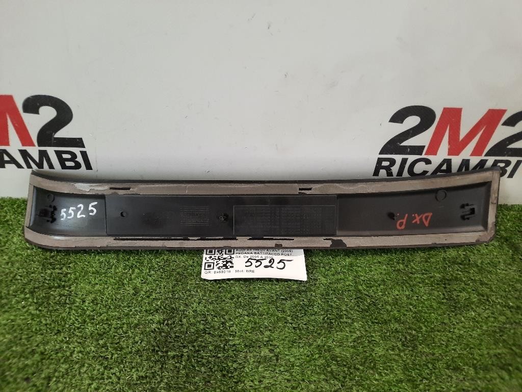 Pedana Battitacco POST DX 8E0853376A POST Audi A4 8ED Avant 2005