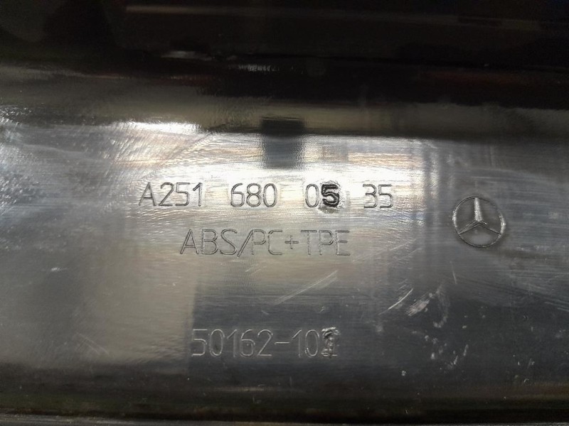 Pedana Battitacco POST SX A2516800535 POST SX Mercedes Classe R W251 2006