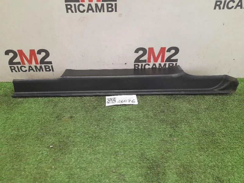 Pedana Battitacco POST SX A2516800535 POST SX Mercedes Classe R W251 2006