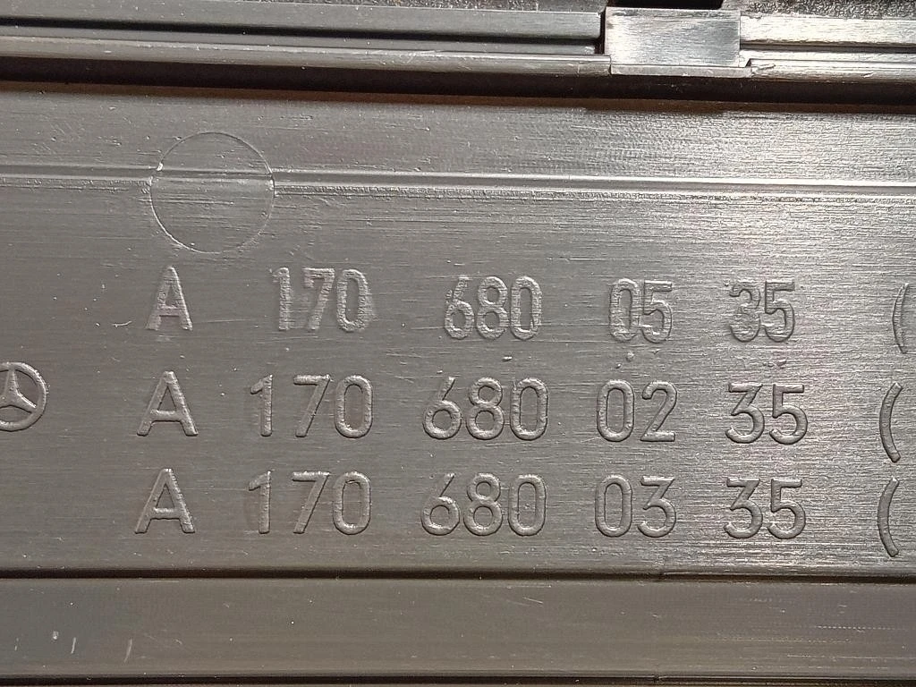 Pedana Battitacco SX A170 680 05 35 Mercedes Classe SLK R170 1997