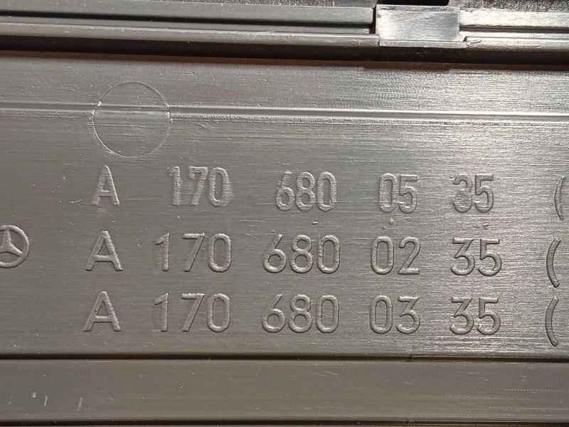 Pedana Battitacco SX A170 680 05 35 Mercedes Classe SLK R170 1997