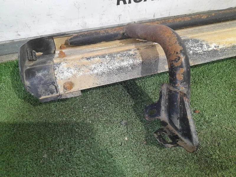 Pedana Battitacco SX Mitsubishi L200 II 1997