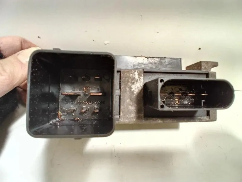 Centralina Candelette 27120 6395 Opel Vivaro A 2007