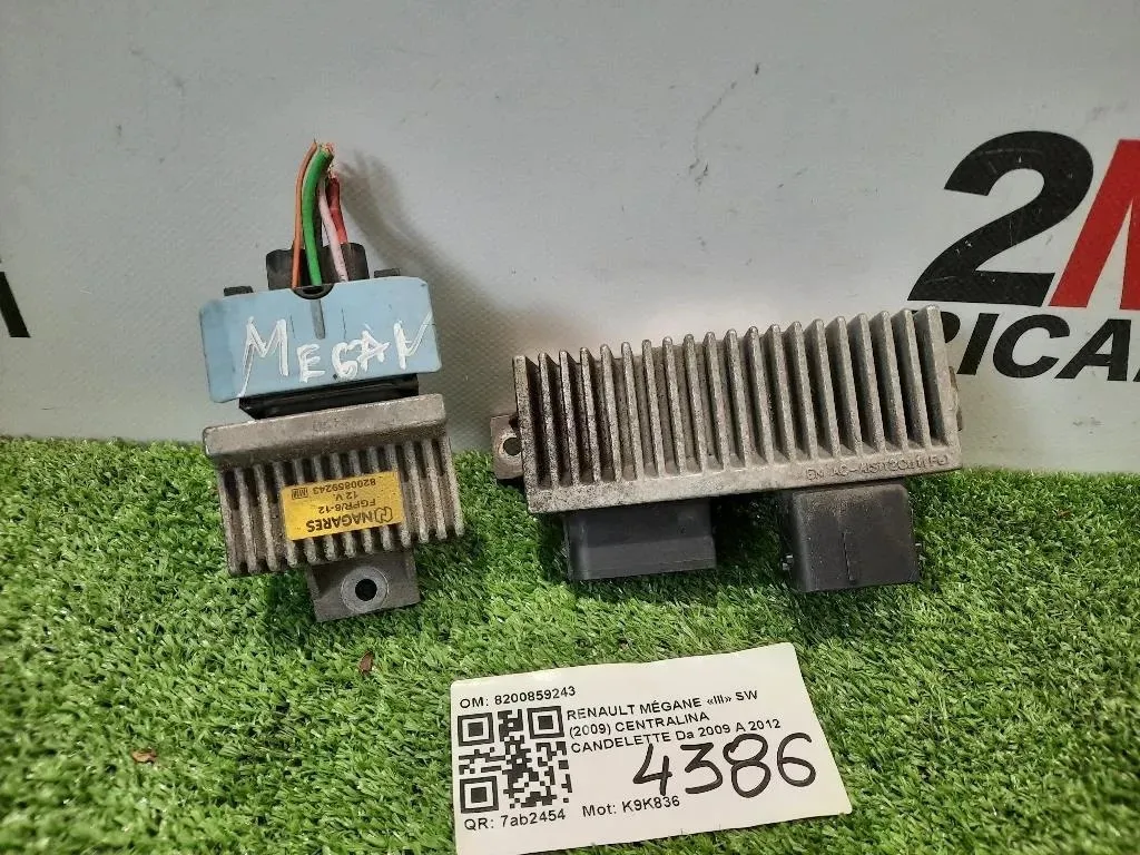 Centralina Candelette 8200859243 RELÈ Renault Mégane III SW 2009