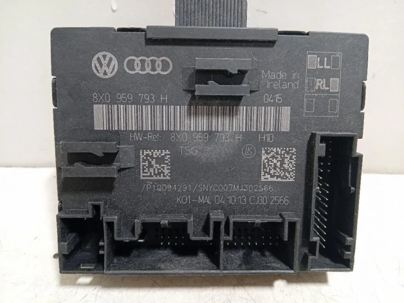 Centralina Chiusura Centralizzata Porta ANT DX 8X0 959 793 H Audi Q3 8UB 2012