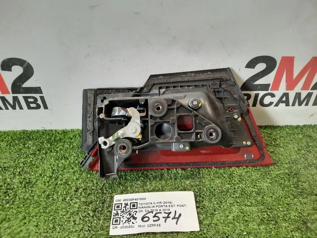 Maniglia Porta EST POST DX 69230F4010D0 Toyota C-HR I 2016