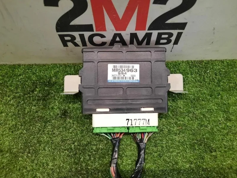 Centralina Comando Sospensioni MR534963 Mitsubishi Pajero III 2000