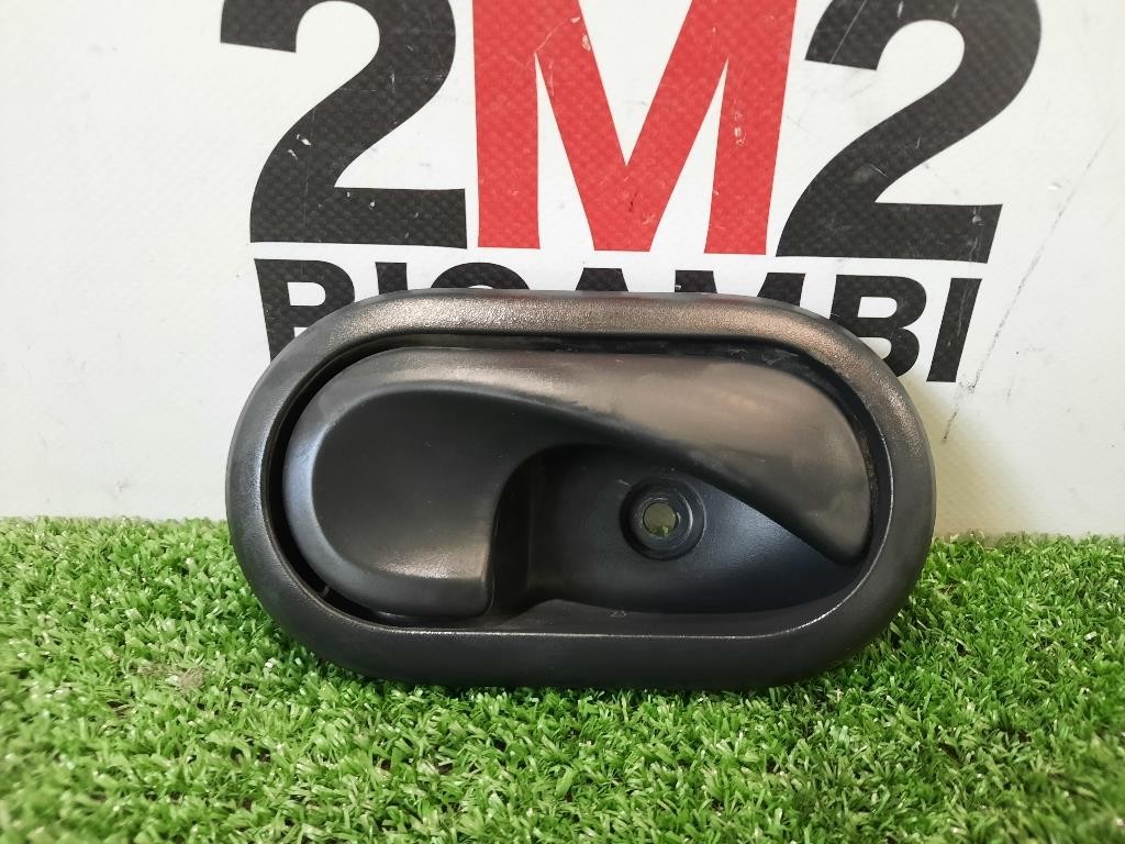 Maniglia Porta INT ANT SX 826730336R Dacia Duster I 2014