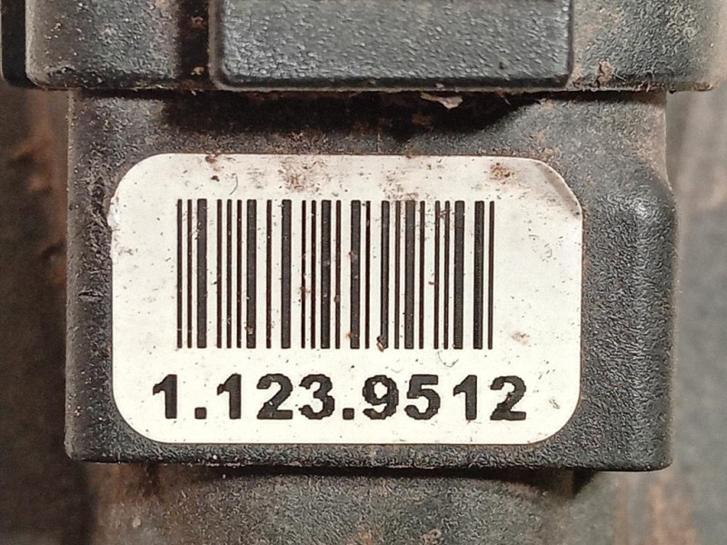 Pinza Freno POST DX 32332267J Volkswagen Passat VI 2011