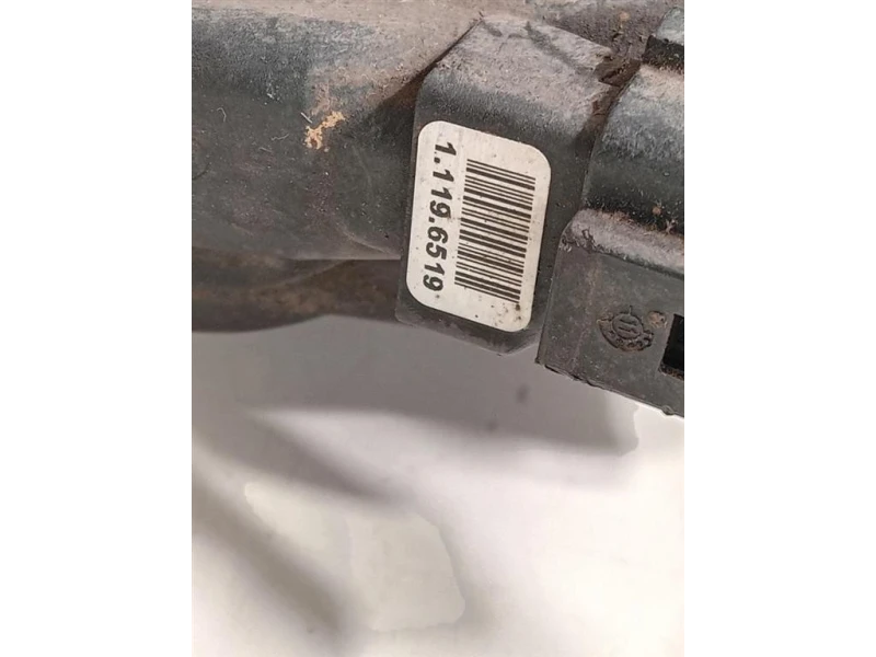 Pinza Freno POST SX 32332267J Volkswagen Passat VI 2011