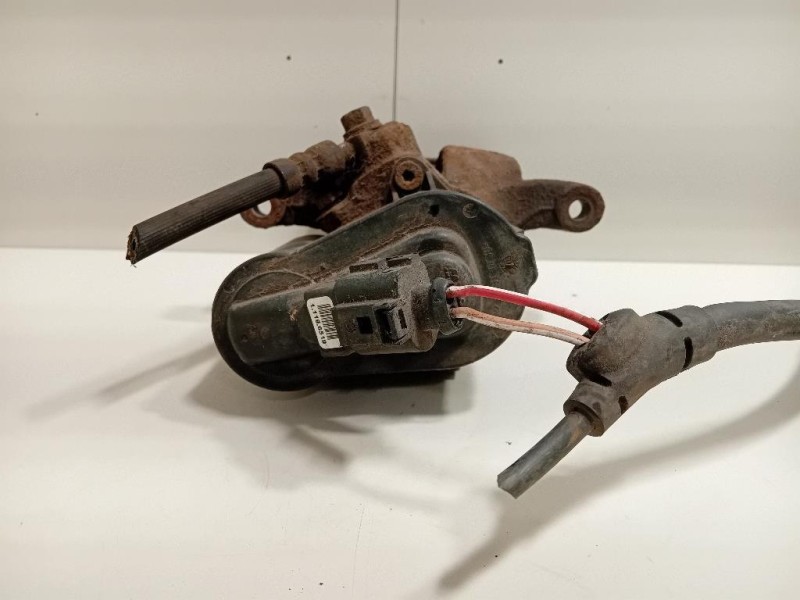 Pinza Freno POST SX 32332267J Volkswagen Passat VI 2011