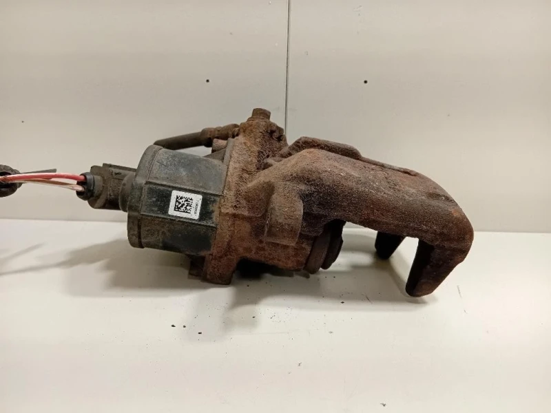 Pinza Freno POST SX 32332267J Volkswagen Passat VI 2011