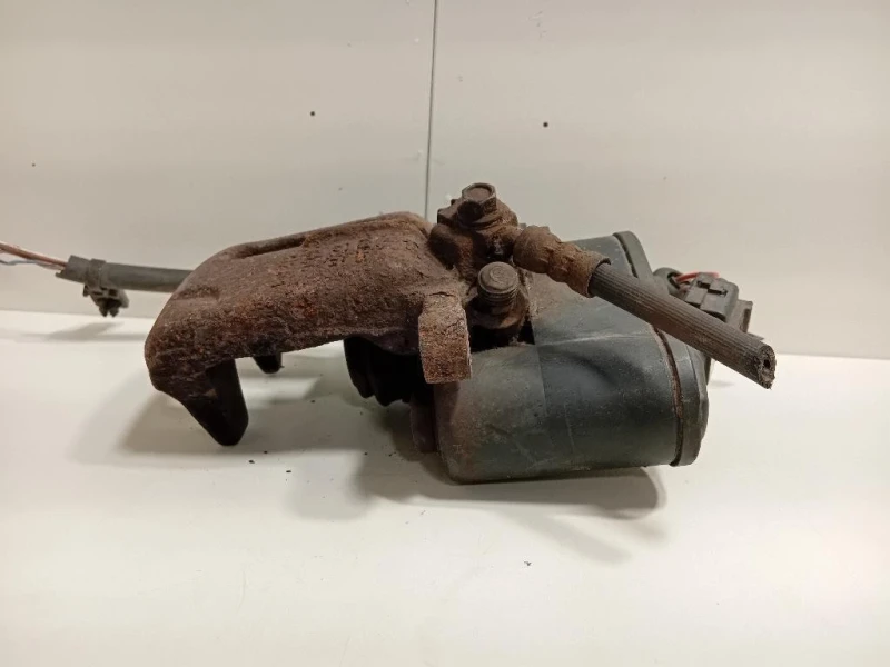 Pinza Freno POST SX 32332267J Volkswagen Passat VI 2011