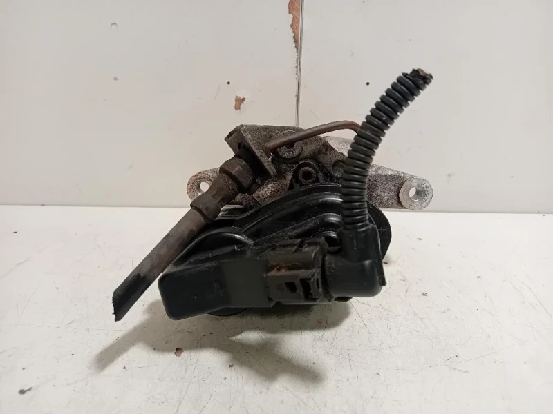 Pinza Freno POST SX 32330208 D Volkswagen Passat VI 2011