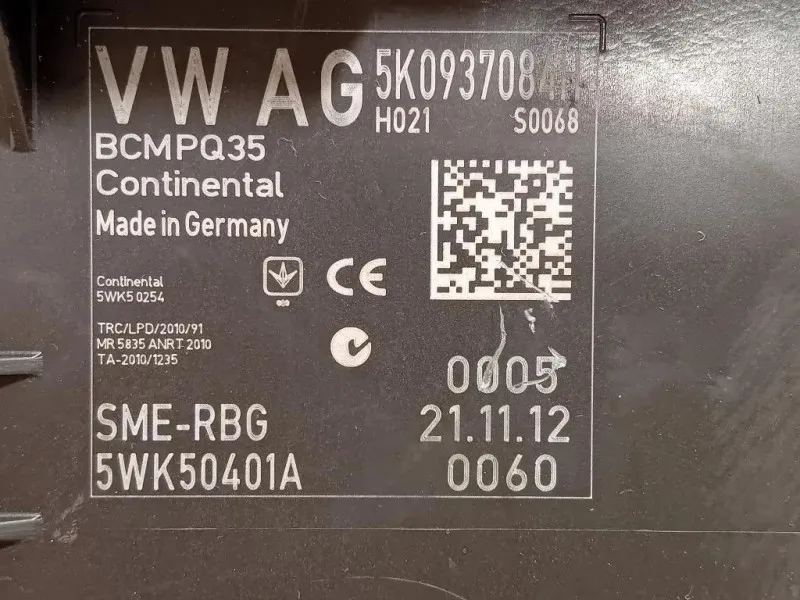 Centralina Comfort 5K0 937 084 H Volkswagen Touran III 2010