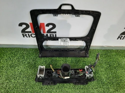 Mascherina Comandi Riscaldamento-clima 7M51-18522D Ford Focus III SW 2008