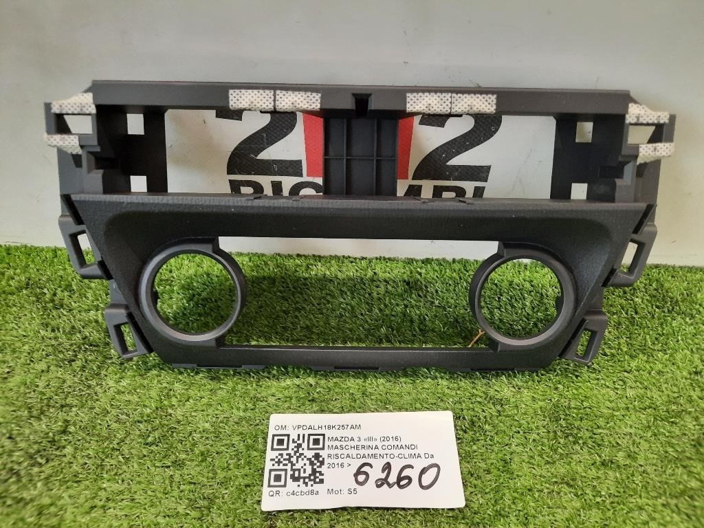 Mascherina Comandi Riscaldamento-clima VPDALH18K257AM Mazda 3 III 2016