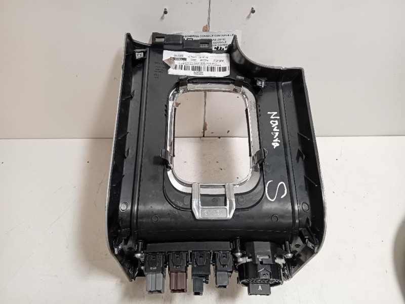Mascherina Console Centrale LEVA Cambio MASCHERINA CONSOLE CENTRALE LEVA CAMBIO Nissan Navara 2010