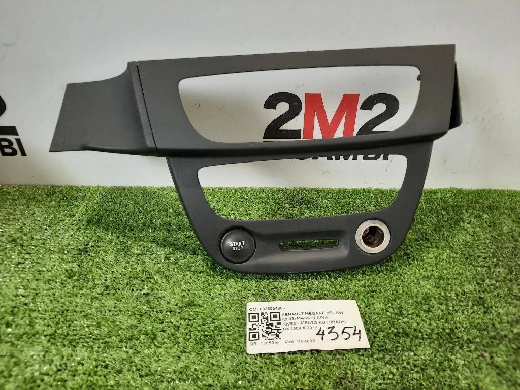 Mascherina Rivestimento Autoradio 682605488R Renault Mégane III SW 2009