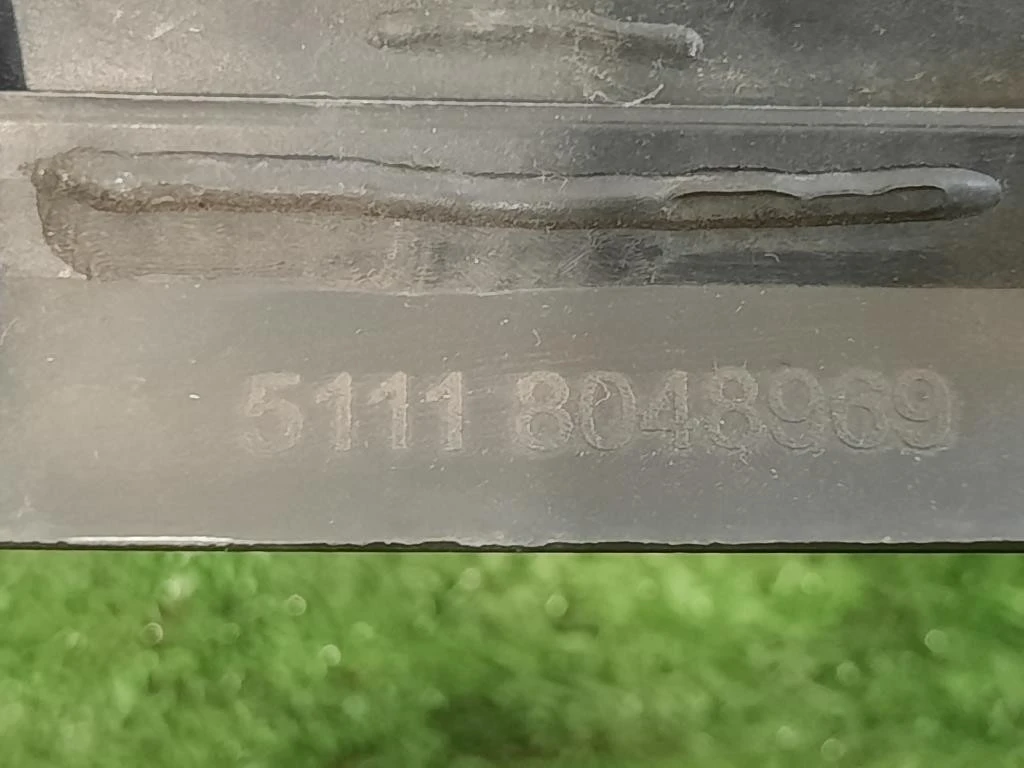 Mascherine Griglia Centrale SUP 51118048969 F20 MASCHERINA CENTRALE PARAURTI Bmw Serie 1 F20 Berlina 2012