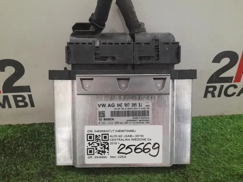 Centralina Iniezione 04E906027JT 04E907309BJ Audi Q2 GAB 2016