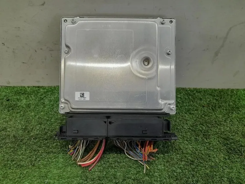 Centralina Iniezione 8506281 Bmw Serie 1 E82 Coupe 2005