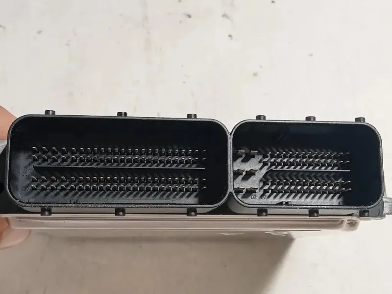 Centralina Iniezione 8 512 499-01CENTRALINA ECU Bmw Serie 1 E87 Berlina 2005