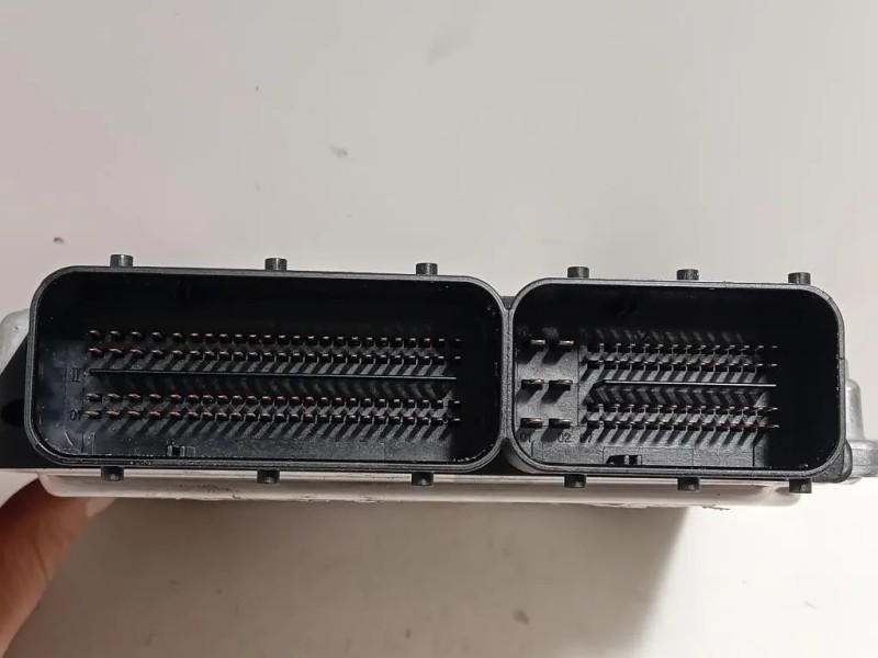 Centralina Iniezione 7823 422-01 Bmw Serie 1 E87 Berlina 2005