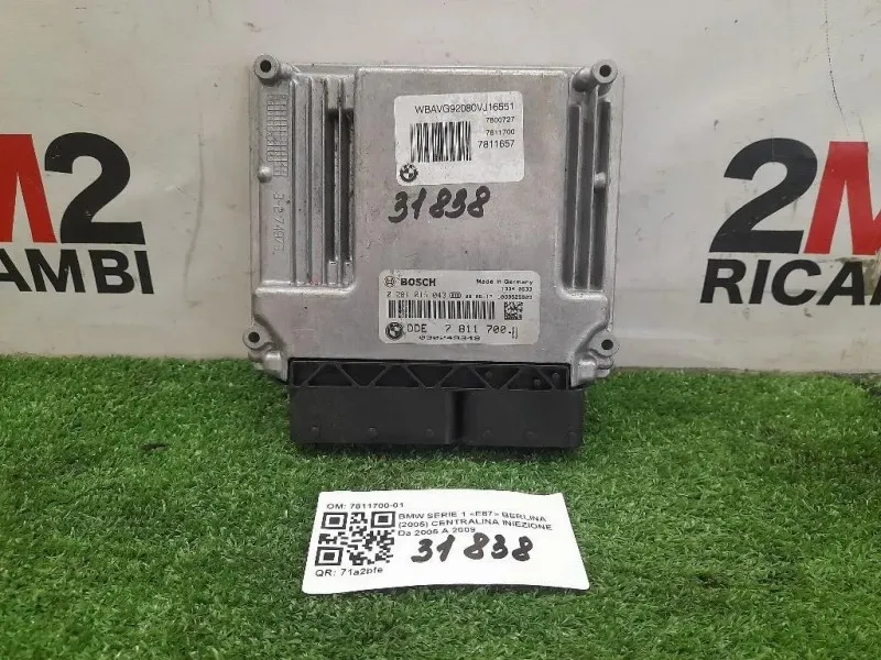 Centralina Iniezione 7811700-01 Bmw Serie 1 E87 Berlina 2005