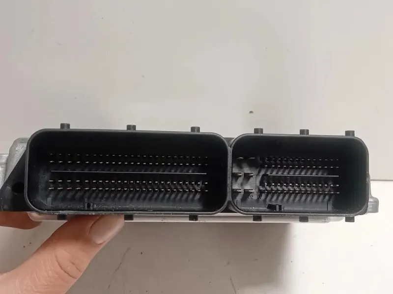 Centralina Iniezione 8512499 Bmw Serie 1 E88 Cabrio 2005