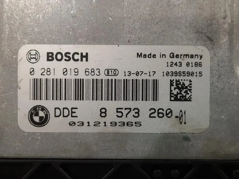 Centralina Iniezione 8 573 260 Bmw Serie 1 F20 Berlina 2012