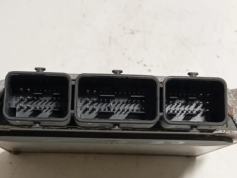 Centralina Iniezione 96 537 757 80 Citroen C2 2004