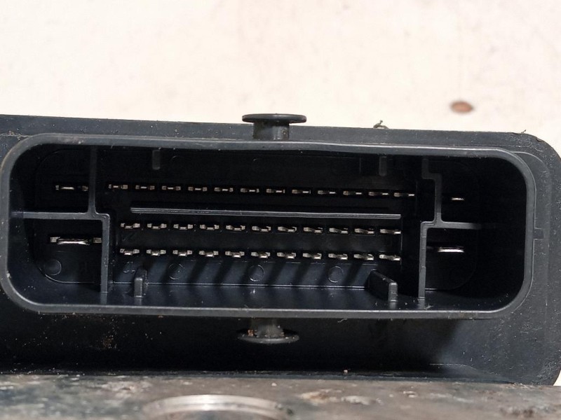 Pompa ABS ANT 476608845R Dacia Duster I 2014