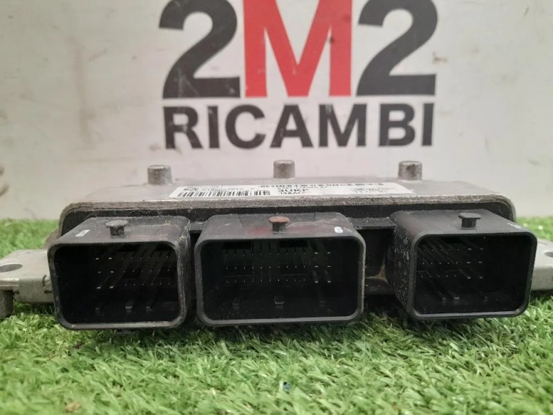 Centralina Iniezione AV2112A650EF Ford Fiesta VI 2012