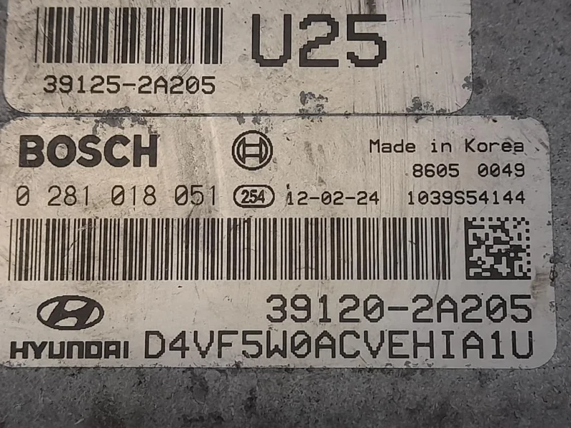 Centralina Iniezione 39120-2A205 Hyundai I40 2012