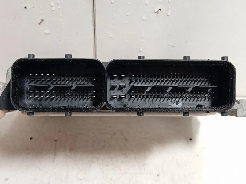 Centralina Iniezione 39128-2B311 Hyundai IX20 2011