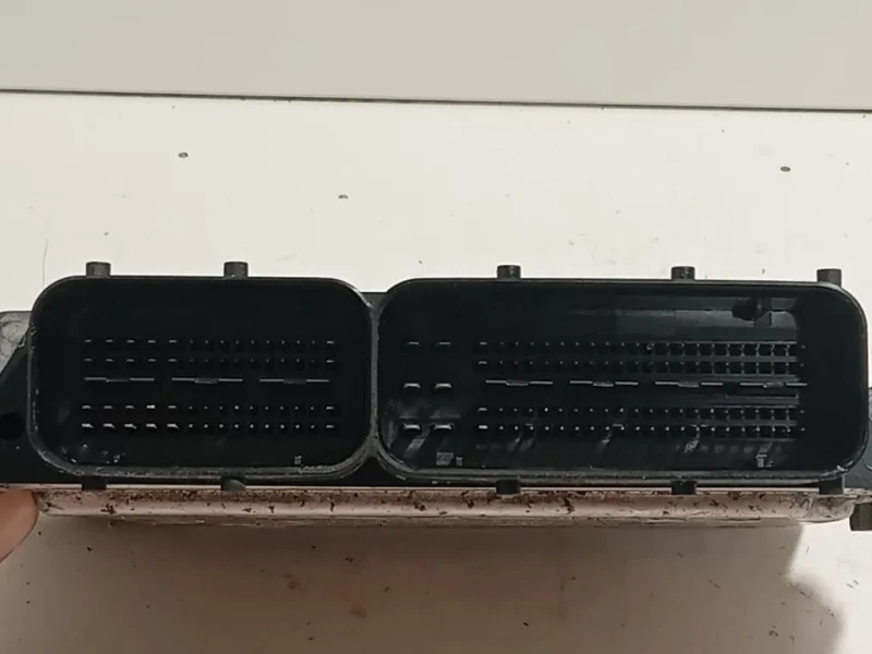 Centralina Iniezione 0 281 019 639 Hyundai IX35 2013