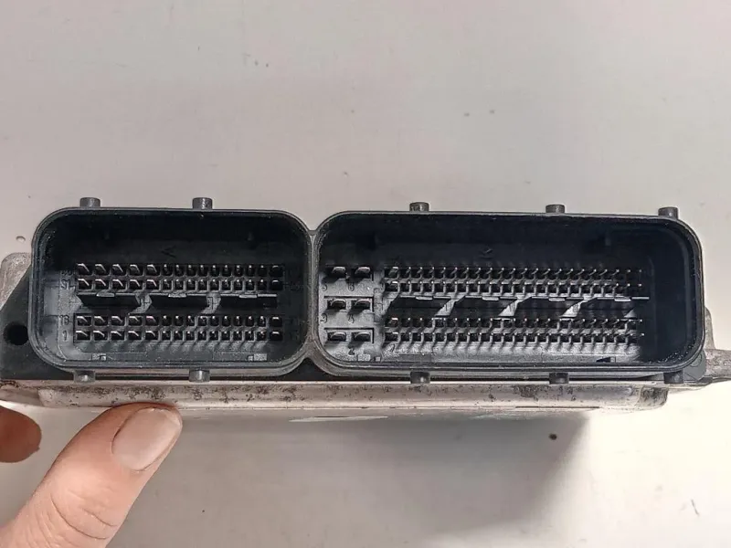 Centralina Iniezione 39101-2F565 Kia Sportage III 2010