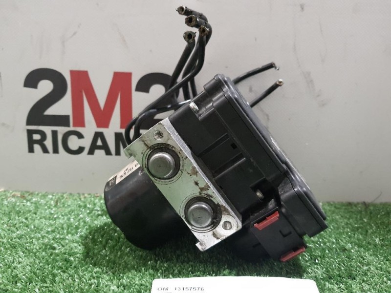 ABS Gruppo ANT 13157576 Opel Astra H Cabrio 2005