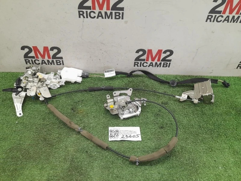 Meccanismo Serratura Porta Scorrevole POST SX 826717431R Dacia Dokker 2013