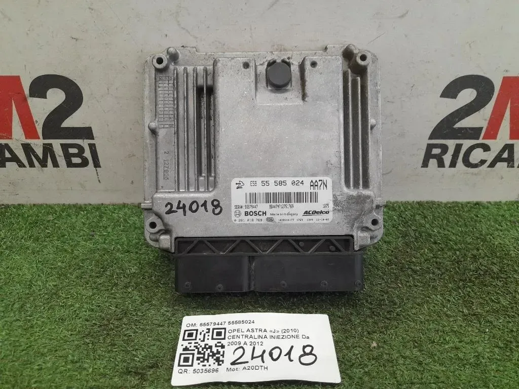 Centralina Iniezione 55579447 55585024 Opel Astra J 2010