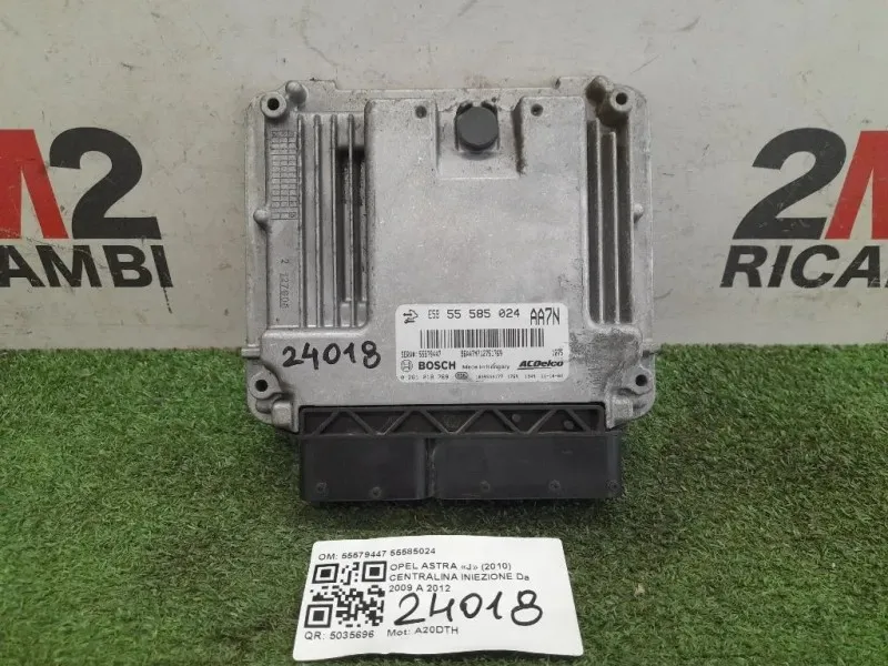 Centralina Iniezione 55579447 55585024 Opel Astra J 2010