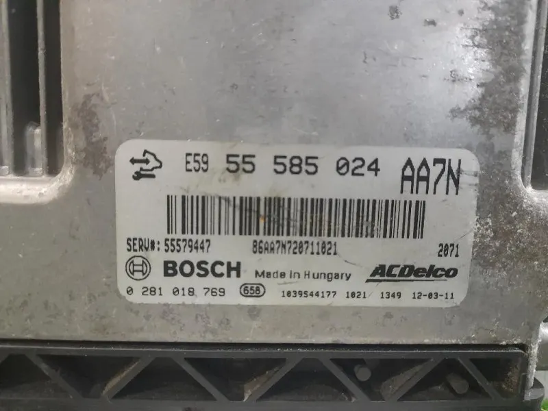 Centralina Iniezione 55585024 Opel Astra J 2010