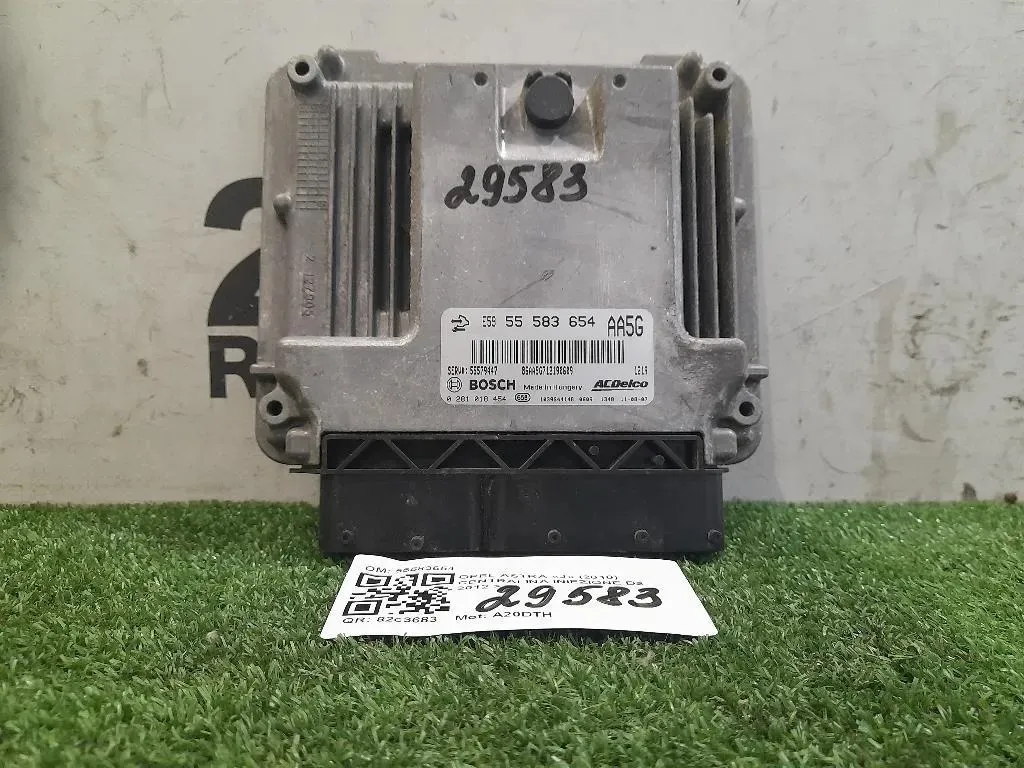 Centralina Iniezione 55583654 Opel Astra J 2010
