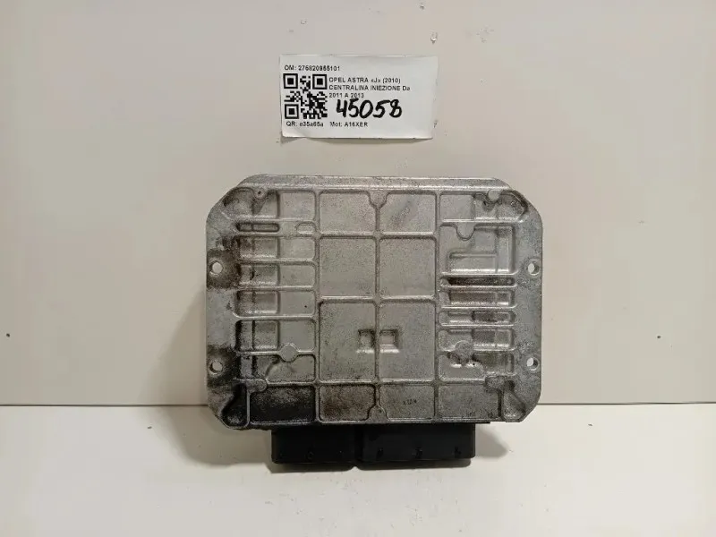 Centralina Iniezione 275820955101 Opel Astra J 2010