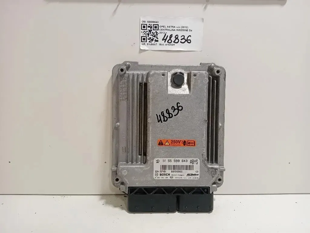 Centralina Iniezione 55599643 Opel Astra J 2012