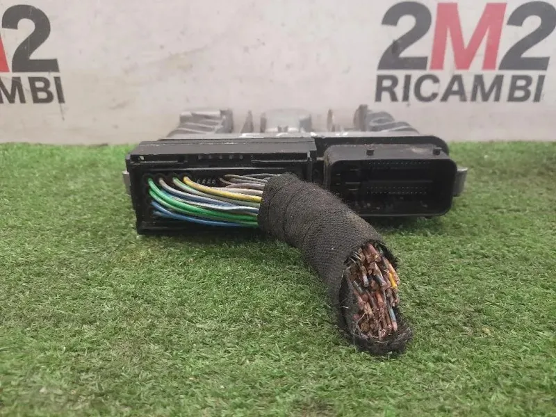 Centralina Iniezione E8755591495 Opel Astra J 2012